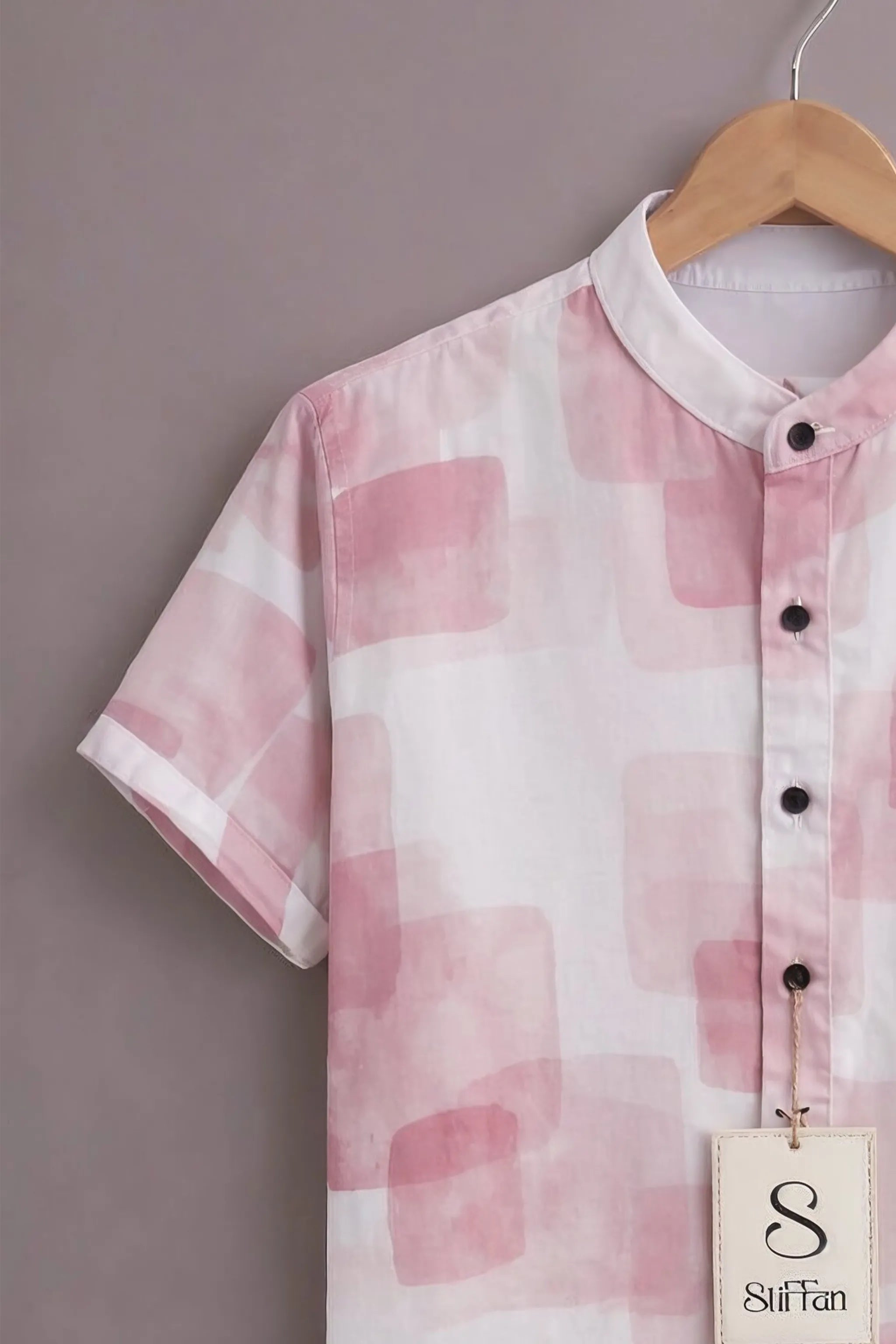 Men's Blush Abstract Breeze Shirt